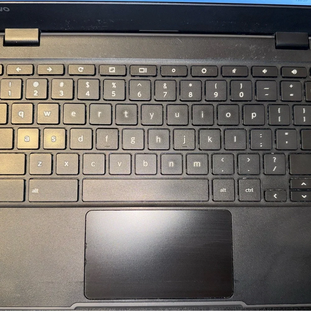 Lenovo 100e Chromebook 2018 | 4GB 16GB | NEW 65W Charger